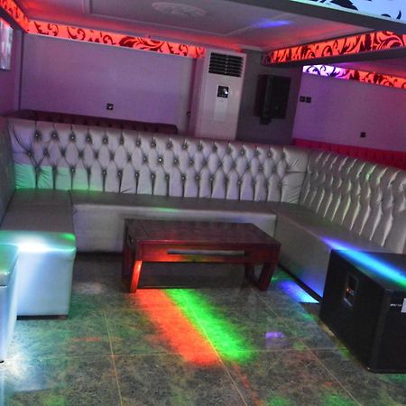 Nikita Hotel Yaounde Luaran gambar
