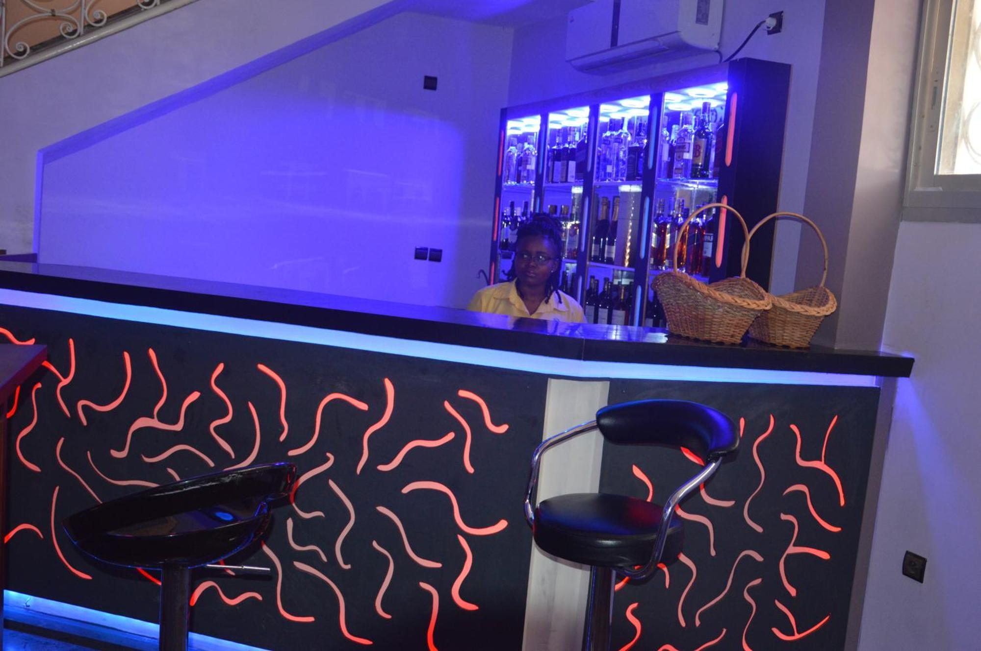 Nikita Hotel Yaounde Luaran gambar