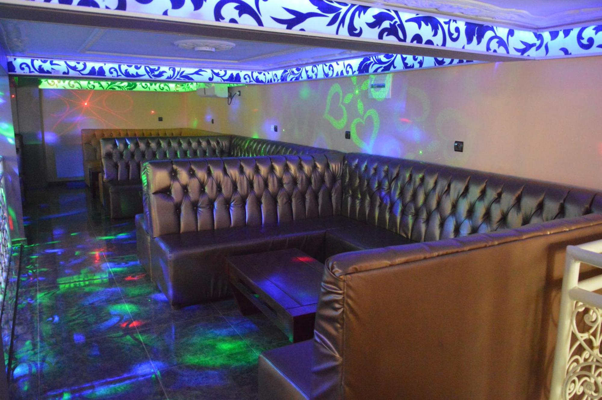 Nikita Hotel Yaounde Luaran gambar