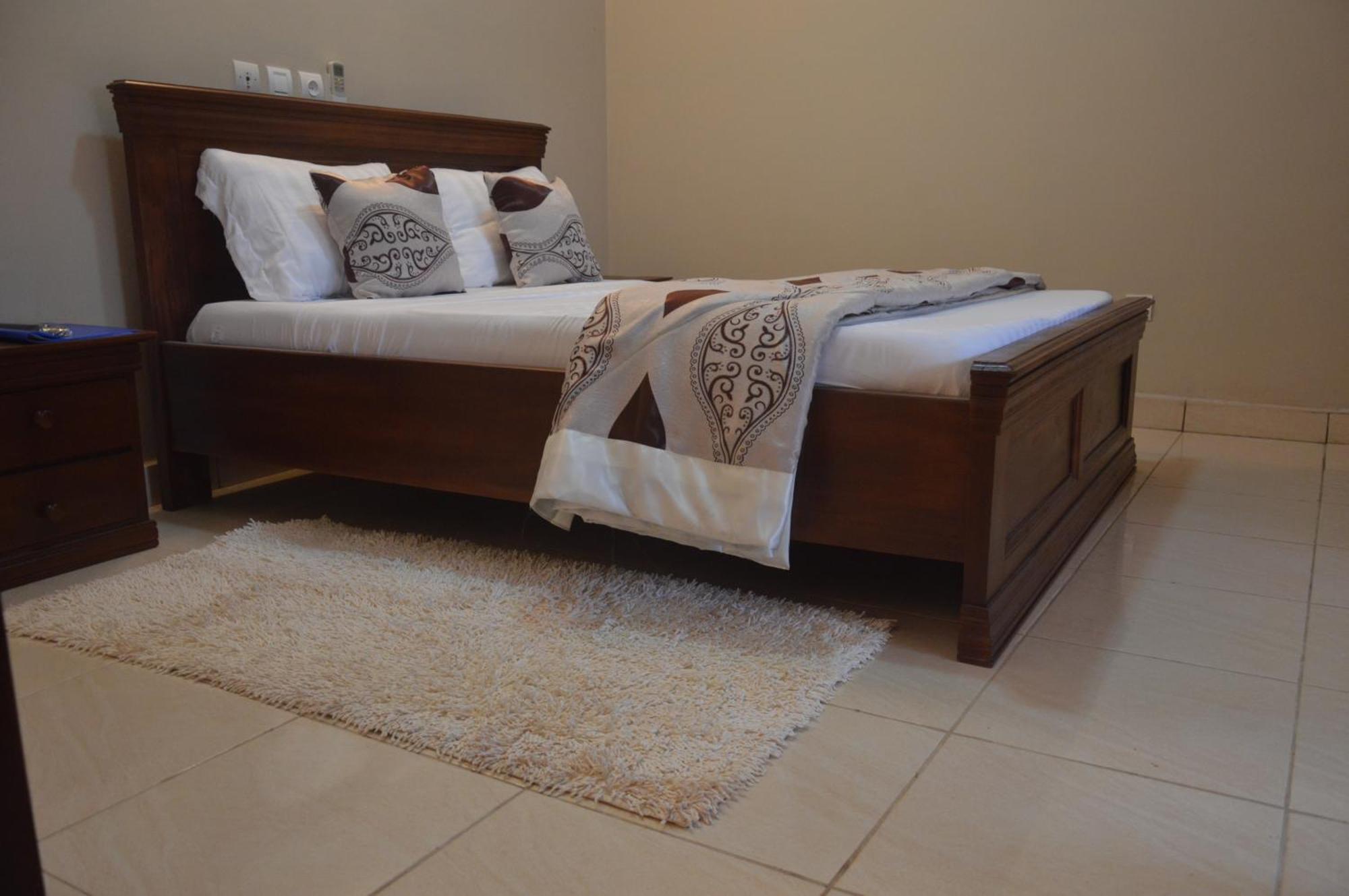 Nikita Hotel Yaounde Luaran gambar